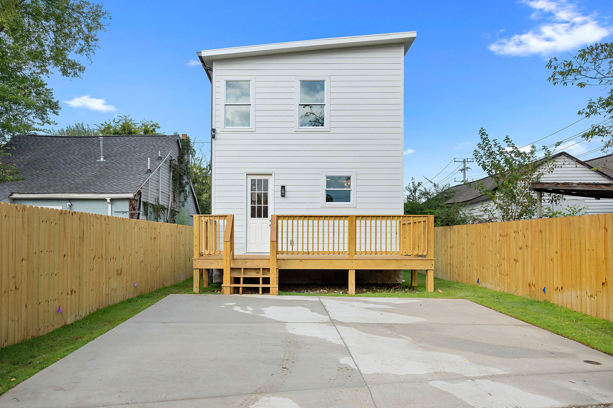 1508 16th Ave N