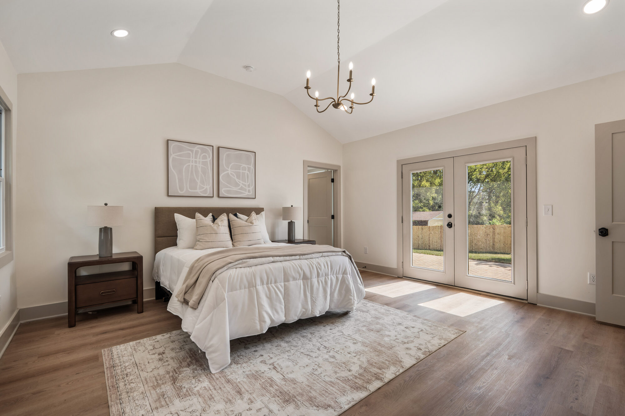 5020 Montclair Drive
