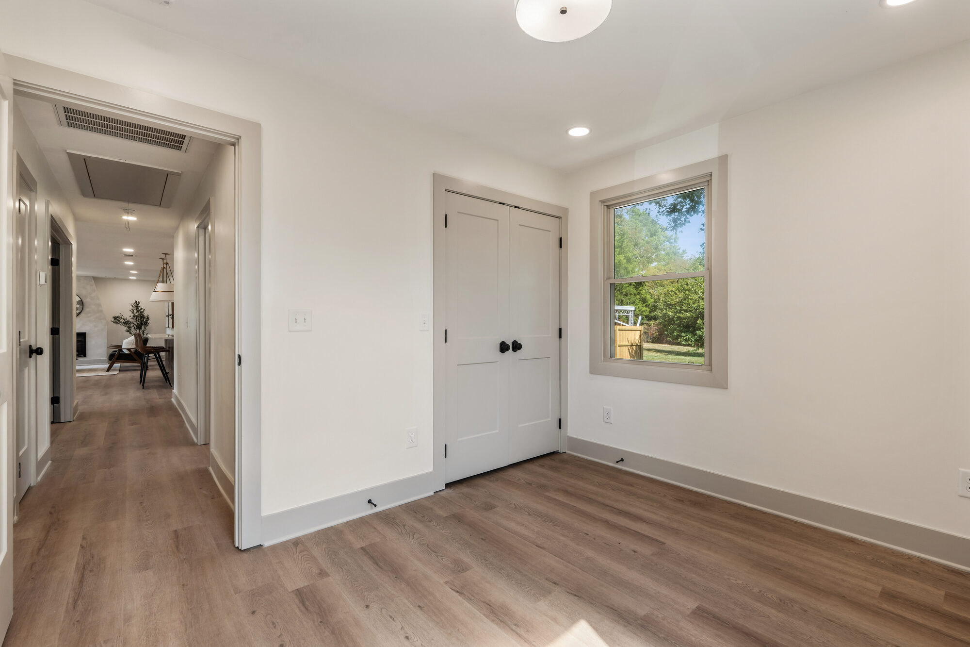 5020 Montclair Drive