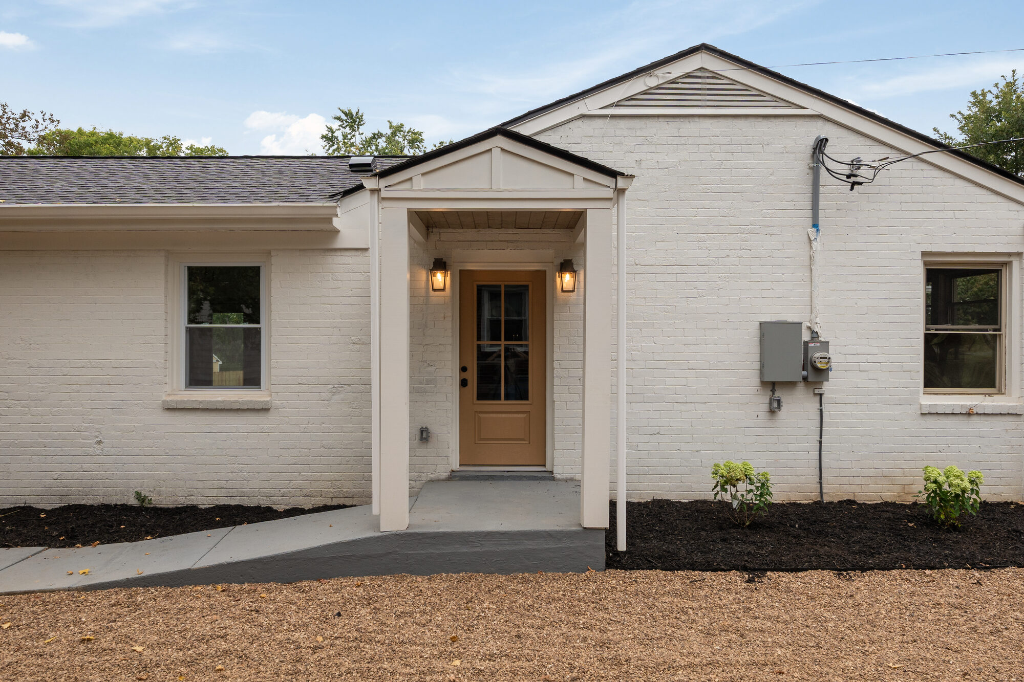 5020 Montclair Drive